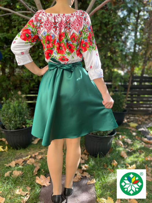 Rochie traditionala scurta Alberta [4]