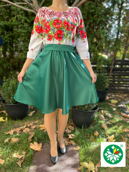 Rochie traditionala scurta Alberta [2]