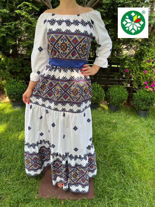 Rochie traditionala volane lunga Bianca [2]