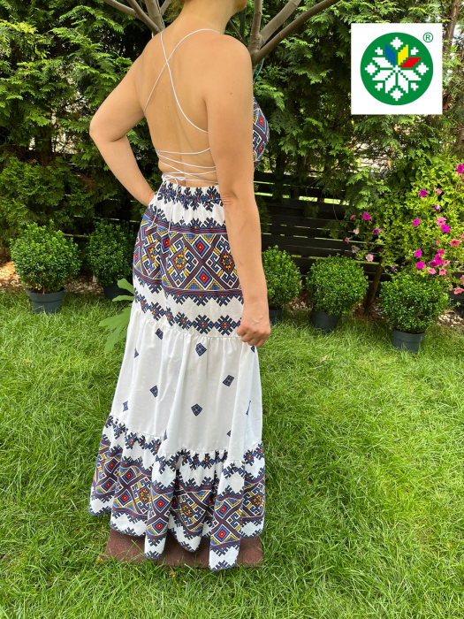 Rochie traditionala volane lunga Malina [3]