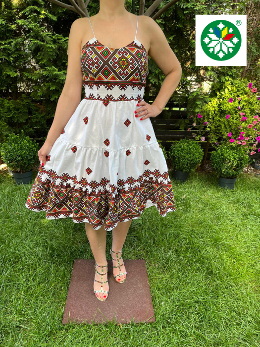 Rochie traditionala volane medie Ancuta [2]