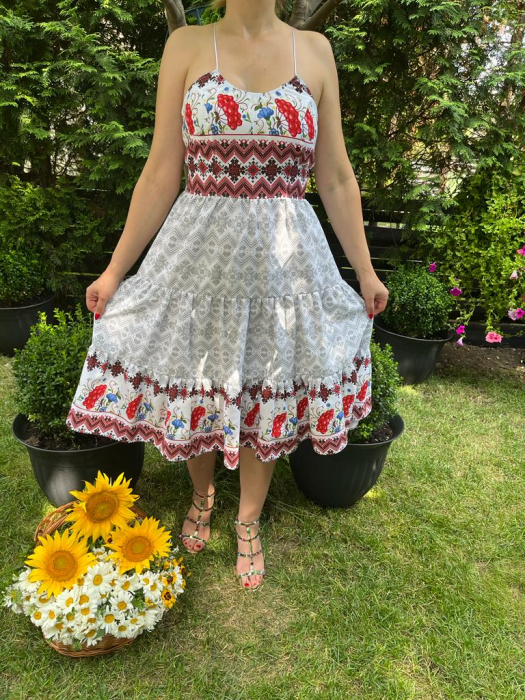 Rochie traditionala volane medie Lucia [1]