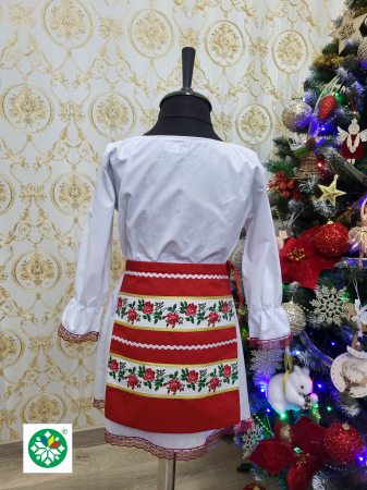 Costum traditional pentru fete model 5 [3]