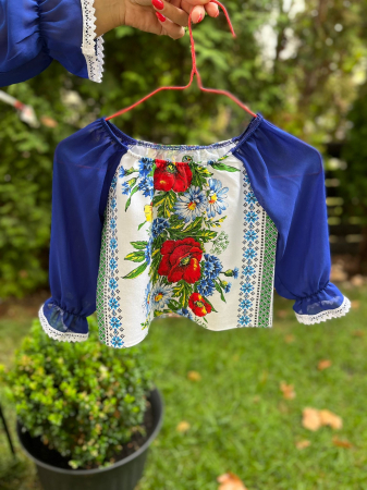 Ii fete - Ie traditionala fetita Alina