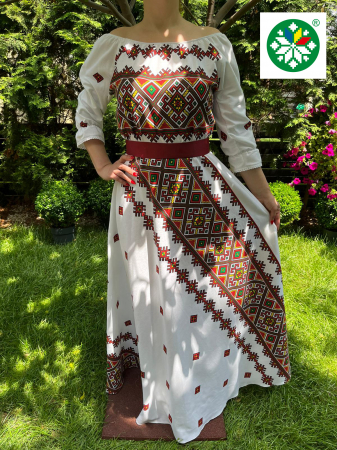 Rochie traditionala lunga Petruta [1]