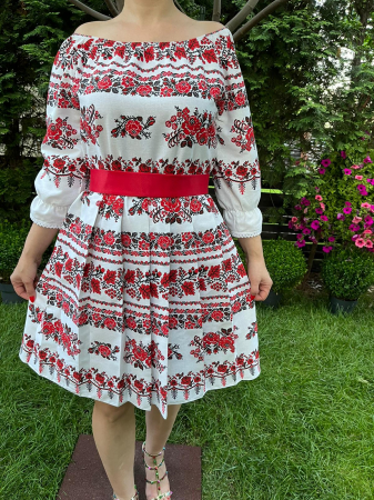 Rochii traditionale - Rochie traditionala pliuri Mariana