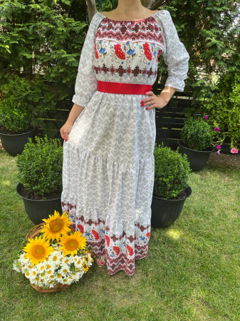 Rochie traditionala volane lunga Melania [1]