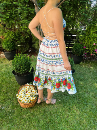 Rochie traditionala volane medie Ofelia [2]