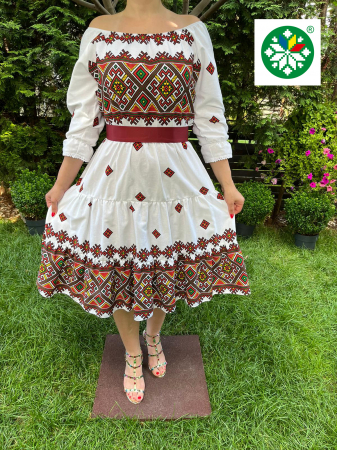 Rochie traditionala volane medie Liliana [1]