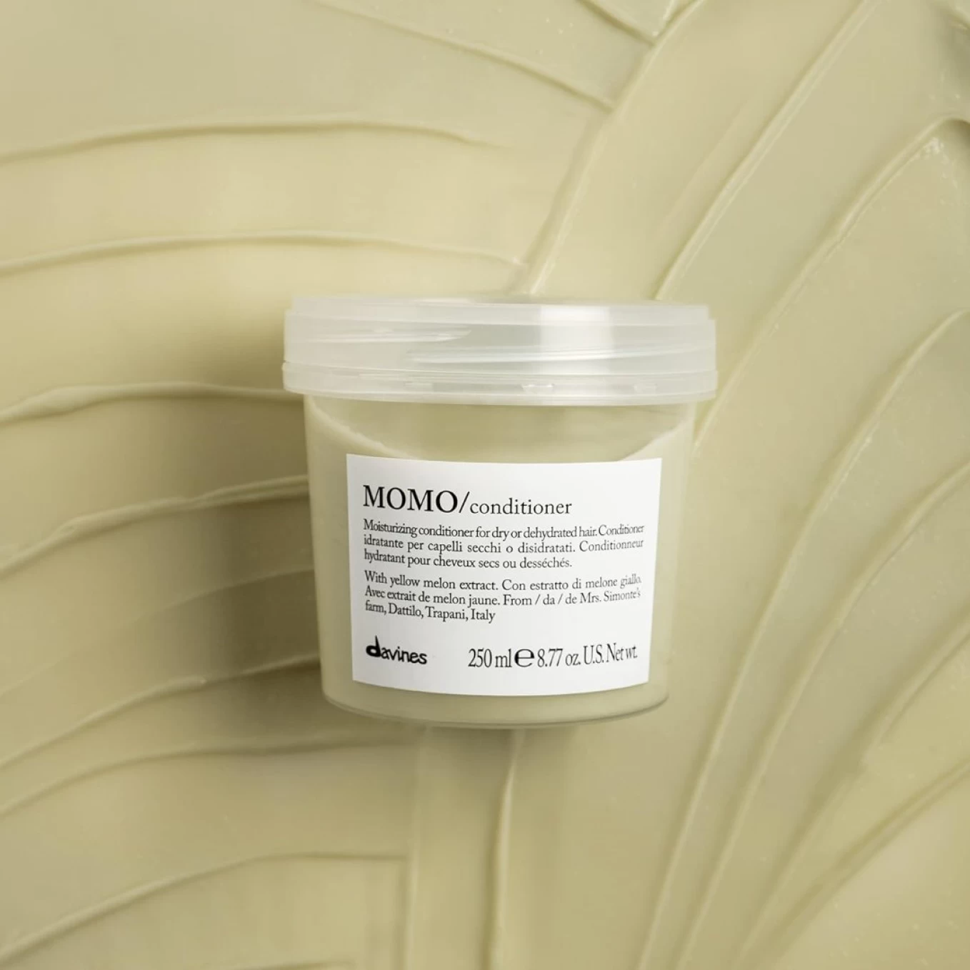 Davines - Balsam hidratant pentru par uscat si fragil - Momo Conditioner - 250 ml [2]