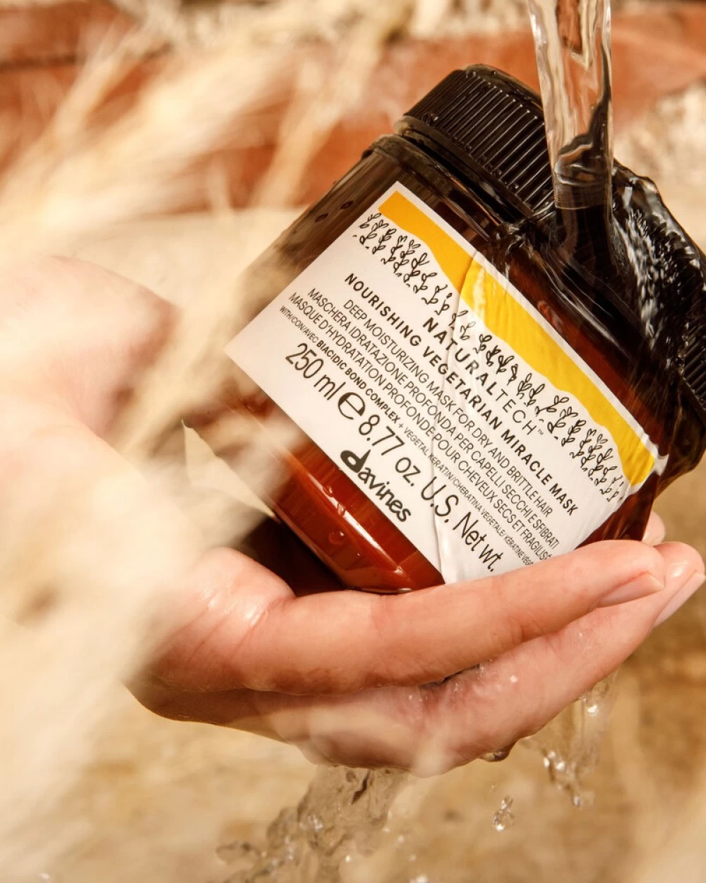 Masca de hidratare pt parul uscat si fragil - nourishing vegetarian miracle mask [4]