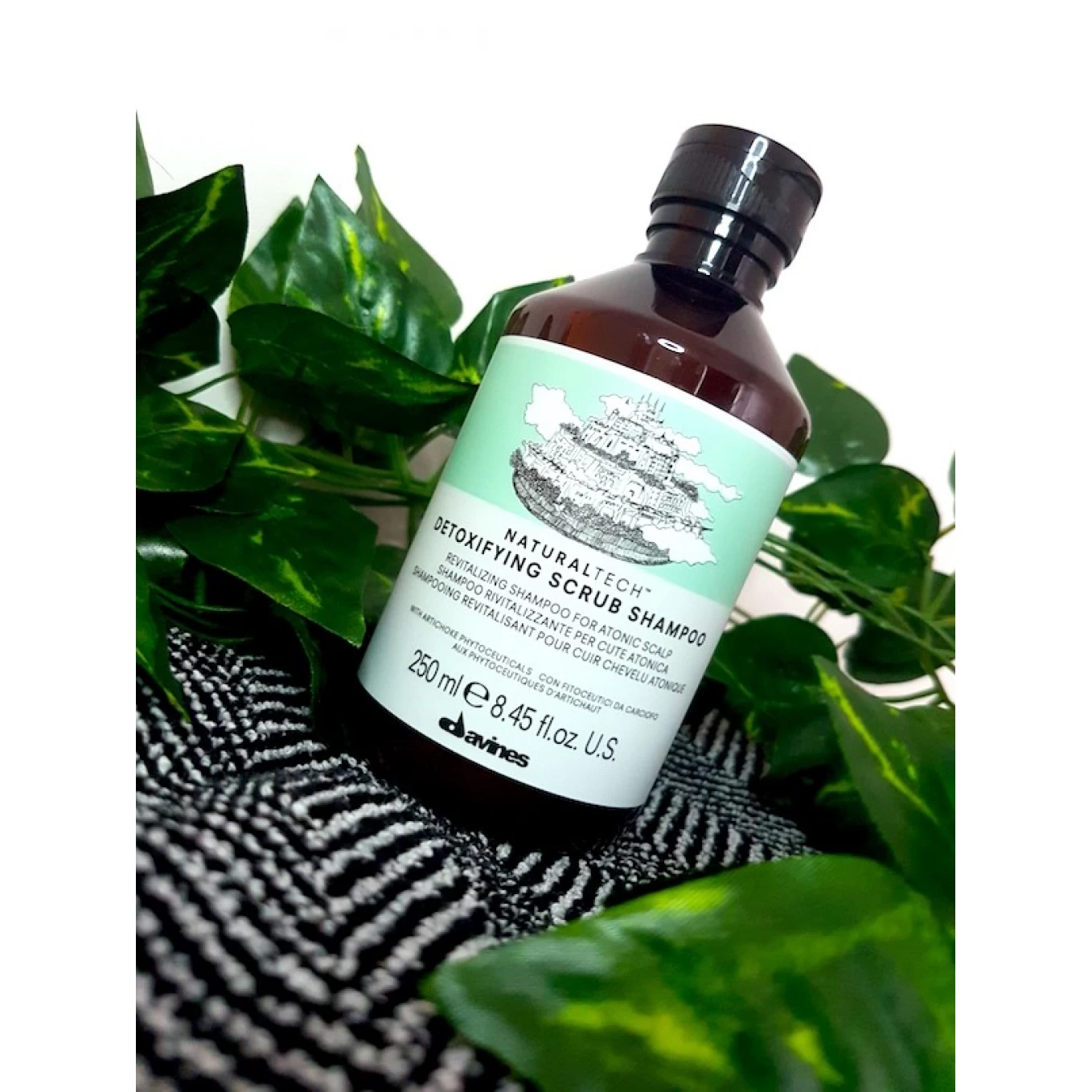 Sampon exfoliant pentru scalp - naturaltech detoxifying scrub shampoo [3]