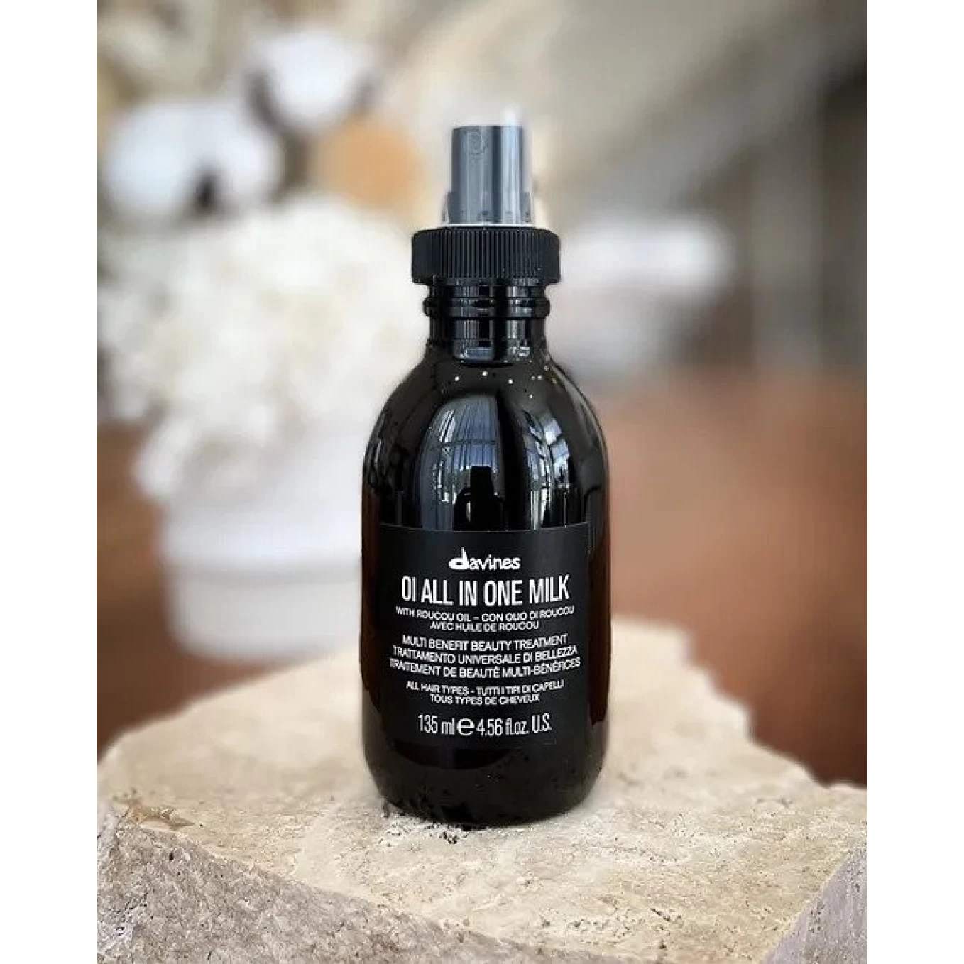 Pachet pentru netezirea si strălucirea parului - Davines Oi - Unt de par Oi Hair Butter  250 ml - Spray Oi All In One Milk 135 ml [6]