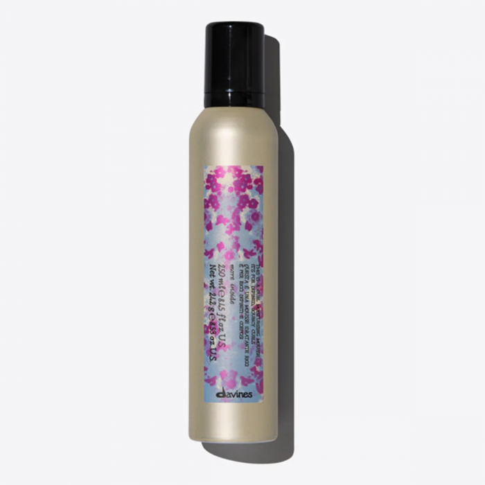 Spuma hidratanta și pentru definirea buclelor- 250 ml - This is a Curl Moisturizing Mousse [1]
