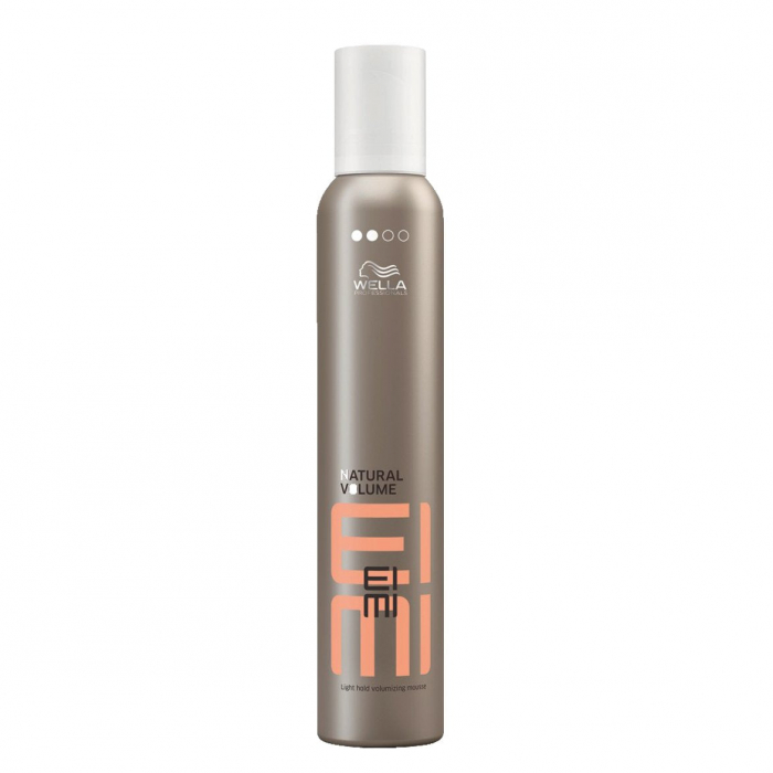 Spuma pentru Volum cu Fixare Flexibila - Wella Professionals Eimi Natural Volume Mousse 500 ml [1]