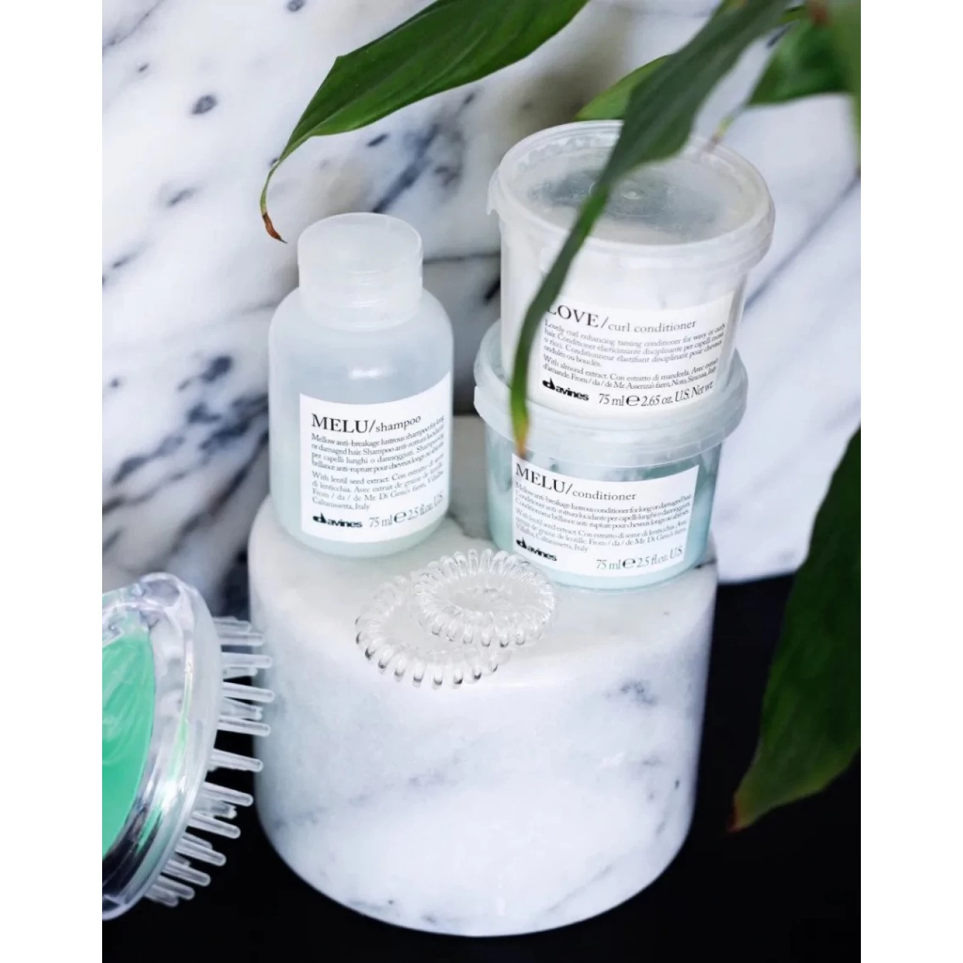 Pachet pentru par degradat cu tendință de rupere  - Davines Melu Shampoo 1000 ml - Conditioner 250 ml - Hair Shield ( Protecție termica ) - 250 ml [4]