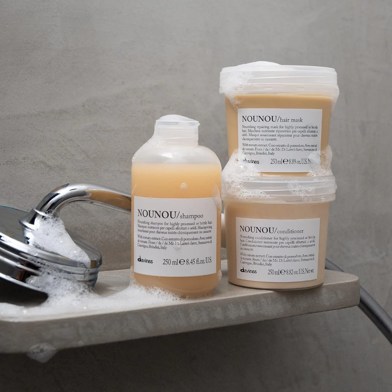 Sampon nutritiv pentru par uscat si procesat - Davines Nounou Shampoo - 250 ml [3]