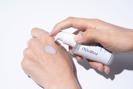 Serum de hidratare cu Ceramide si Panthenol [1]