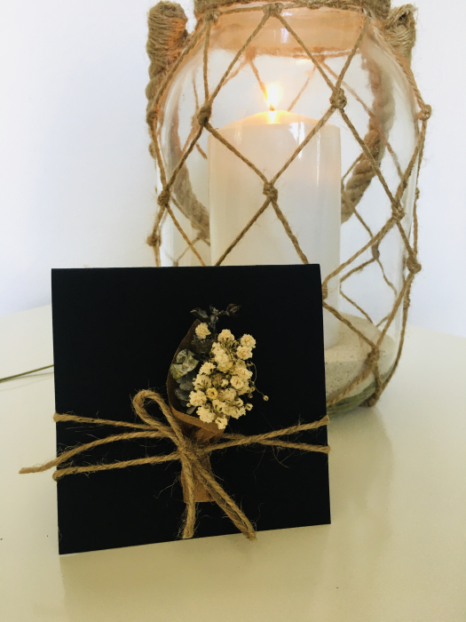 Felicitare Black flori uscate [2]