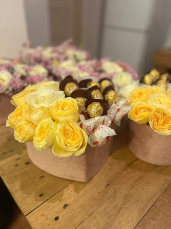 Cadouri personalizate - Golden Indulgence
