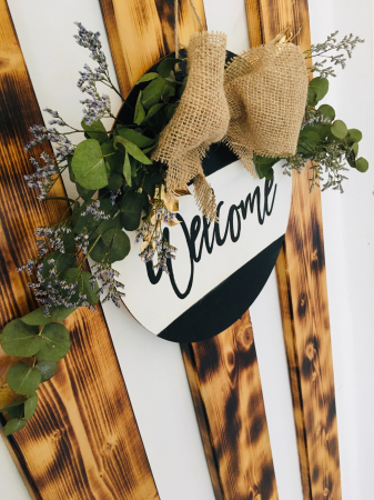 Decor usa/ perete - Coronita usa "welcome"