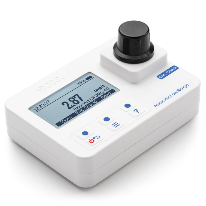 Fotocolorimetru portabil pentru amoniac cu domeniu mic și verificare CAL Check - HI97700 [2]