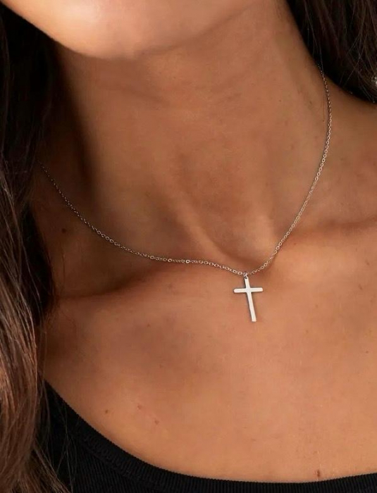 Lantisor argint 925 cu cruce – la baza gatului, placat cu aur 14k [1]