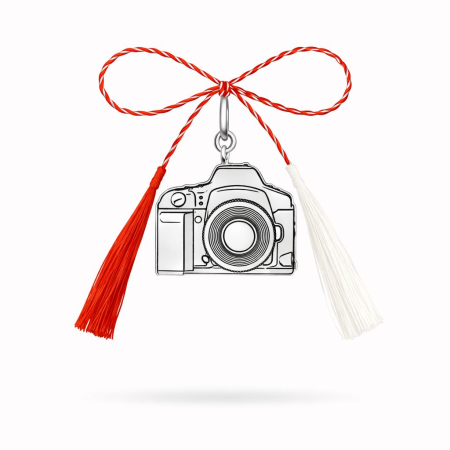 MARTISOARE - Captură de Emoții – Mărțișor din Argint