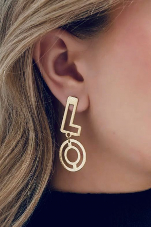 Cercei asimetrici LOVE din argint 925 placat cu aur 24K [1]