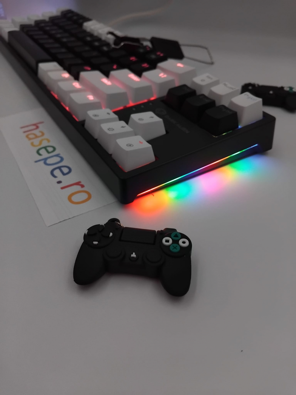 Tastatura Mecanica pentru Gaming, Leaven K710 E-sports, Iluminare RGB, Compatibila Windows si MAC, USB Type C [3]