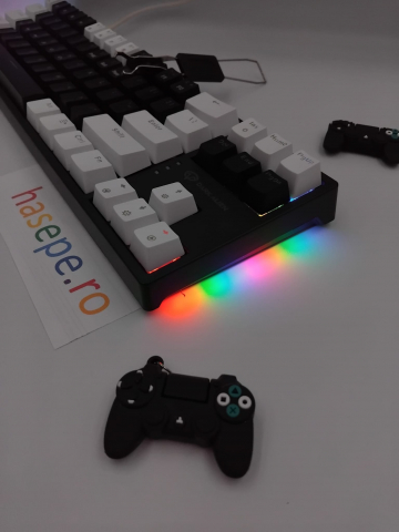 Tastatura Mecanica pentru Gaming, Leaven K710 E-sports, Iluminare RGB, Compatibila Windows si MAC, USB Type C [10]