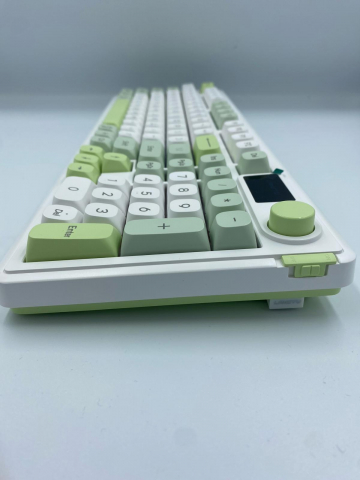 Tastatura pentru Gaming, Langtu L98 Green Edition, Iluminare RGB, Baterie incorporata, Compatibila Windows, Android si iOS, 3 moduri de conectare Wireless 2,4g, Bluetooth 5,1 si USB [4]