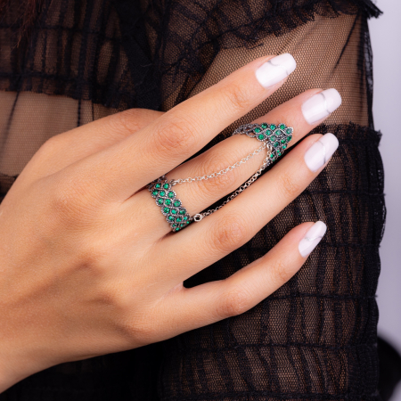 INELE CU LANȚ - Qare