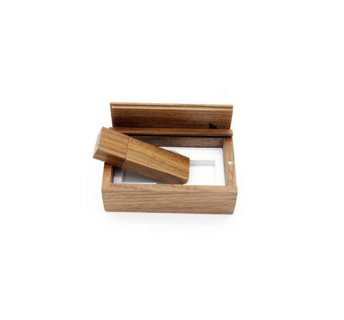 Cutie si Stick Usb 3.0 Lemn Model Dreptunghiular [3]