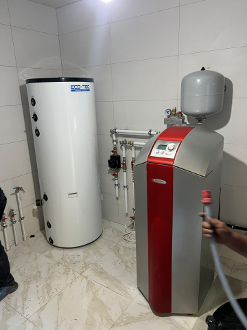 Boiler din inox cu serpentina marita pentru pompe de caldura - 500 Litri [1]