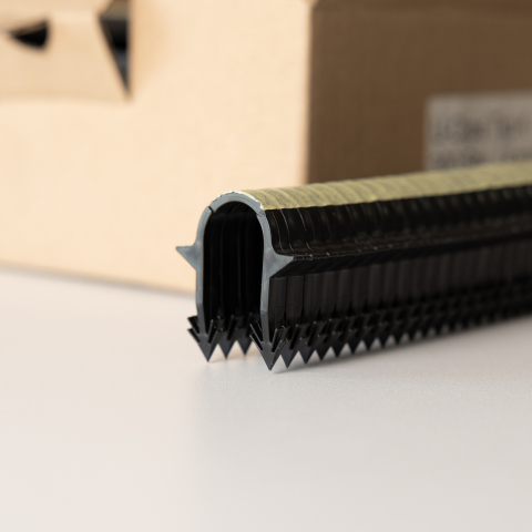 Cleme Tacker Profesionale 40mm, Set 300 Bucăți, pentru Fixare Teavă Încălzire Pardoseală – Compatibilitate Universală [1]