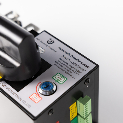 Materiale & Accesorii Instalatii Fotovoltaice - Manager de rețea ATS – Automatic Transfer Switch 200A pentru sisteme fotovoltaice