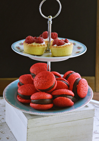 Prajituri Candy Bar - Mini Tarte & Whoopie Pies Candy Bar