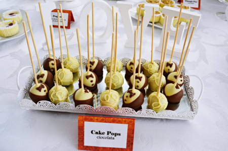 Prajituri Candy Bar - Cake Pops Mire&Mireasa Candy Bar - Hedonic Sweets
