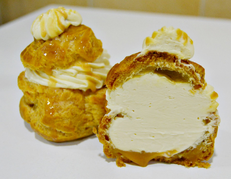 Prajituri Hedonice - Choux cu Sos Caramel