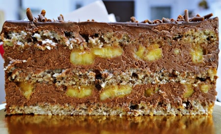 Sortimente torturi - Tort Banana Twist