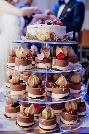 Torturi evenimente - Tort Delicate Fall