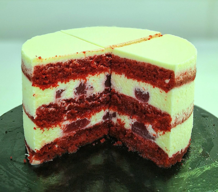 Torturi Hedonice - Tort White Chocolate Red Velvet