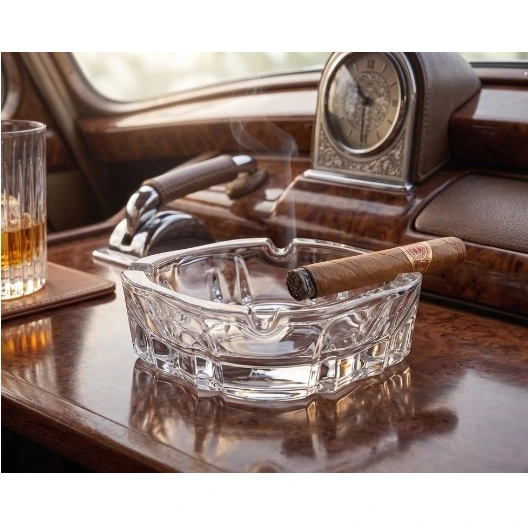 Set 6 scrumiere patrate, din sticla, cu 4 suporturi pentru tigara, elegante, Transparent [2]