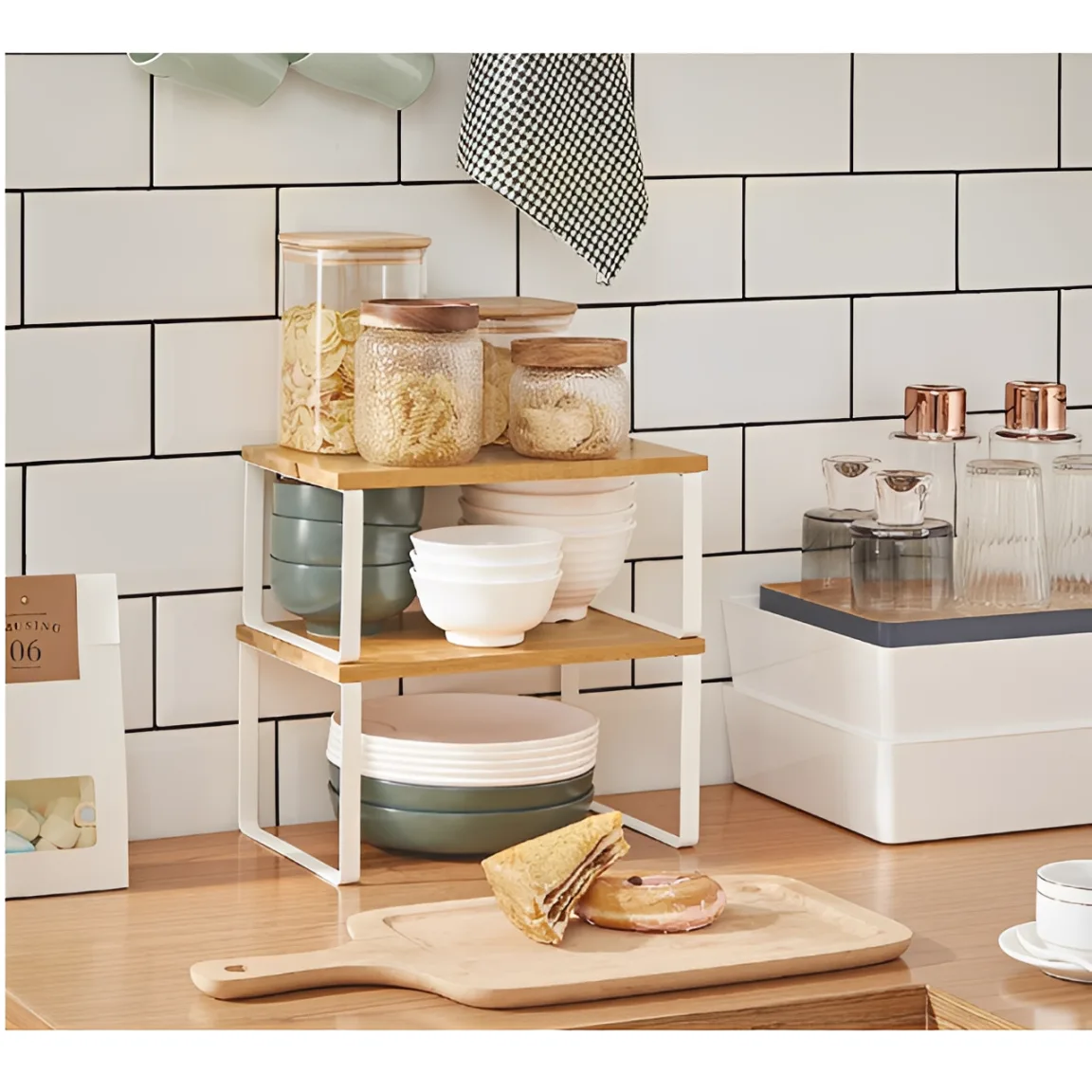 Set rafturi de bucatarie,stivuibile, depozitare condimente, cani, din metal si bambus, Alb/Maro, 2 buc [1]