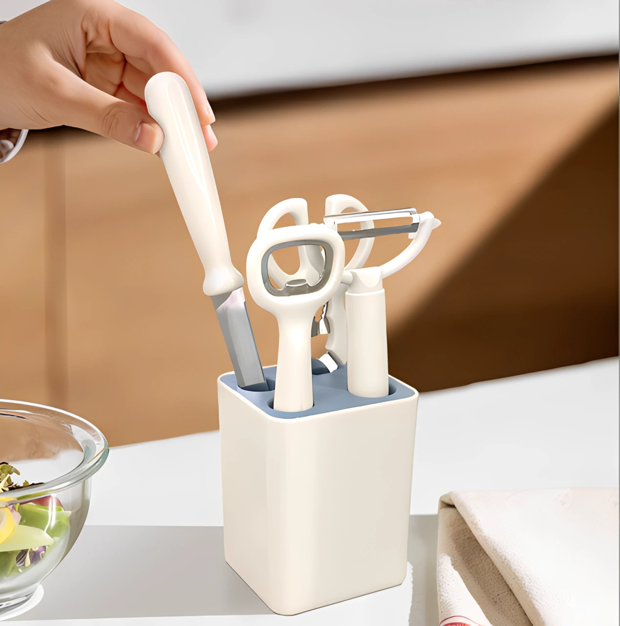 Ustensile - Set ustensile de bucatarie, cutit, foarfeca, desfacator, decojitor, suport ustensile, Crem , 5 piese