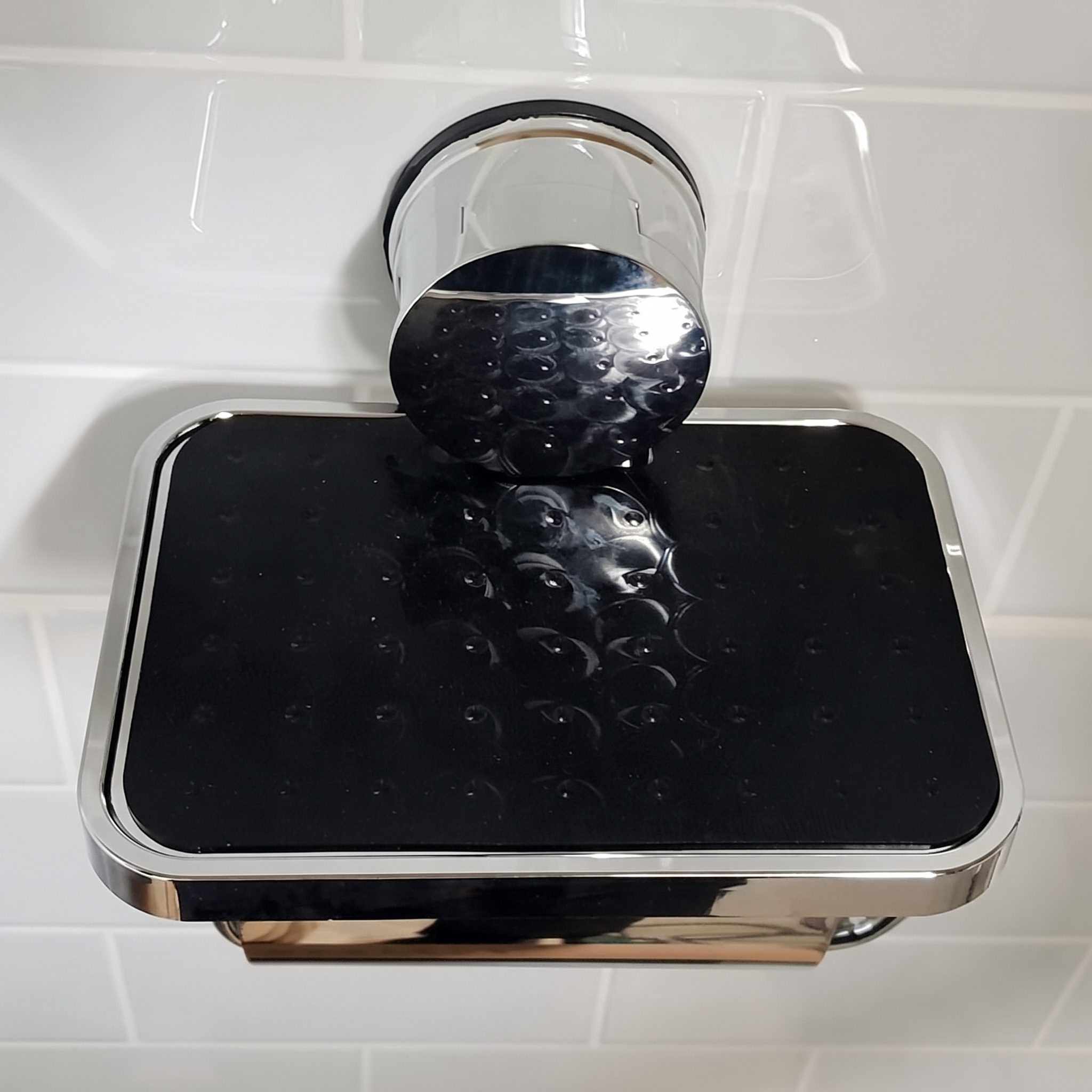 Suport pentru hartie igienica, cu raft, prindere pe perete cu ventuza, din inox cromat, aspect simplist, elegant [3]