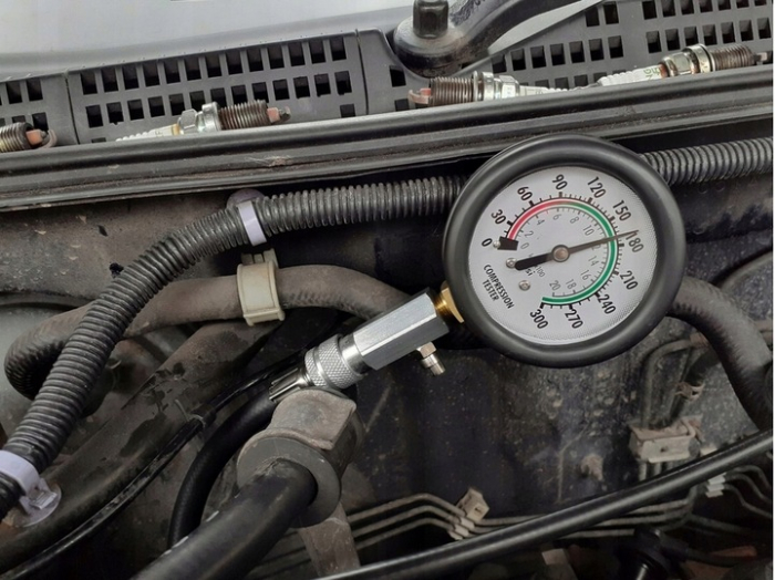 Tester compresie motor benzina cu manometru, pentru diagnostic cilindri auto (V86253) [10]