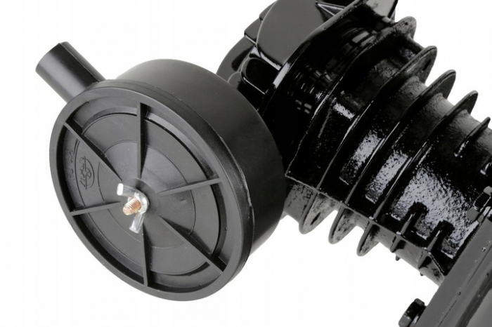 Cap compresor aer cu 3 cilindri pistoane pentru 7.5kW 150-250L 900L min (W3090) [4]