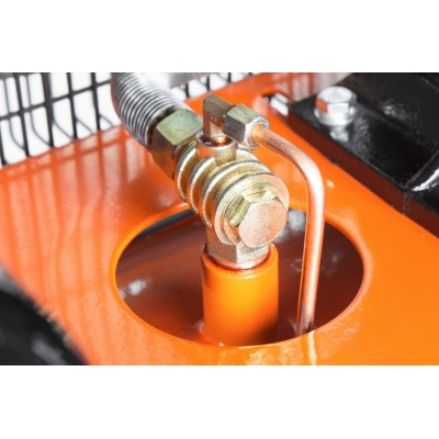 Compresor aer de ulei 200L motor 3,8 kW 3 pistoane 760 l/min 2850 rpm 8 bar (LXC200-3-3) [7]
